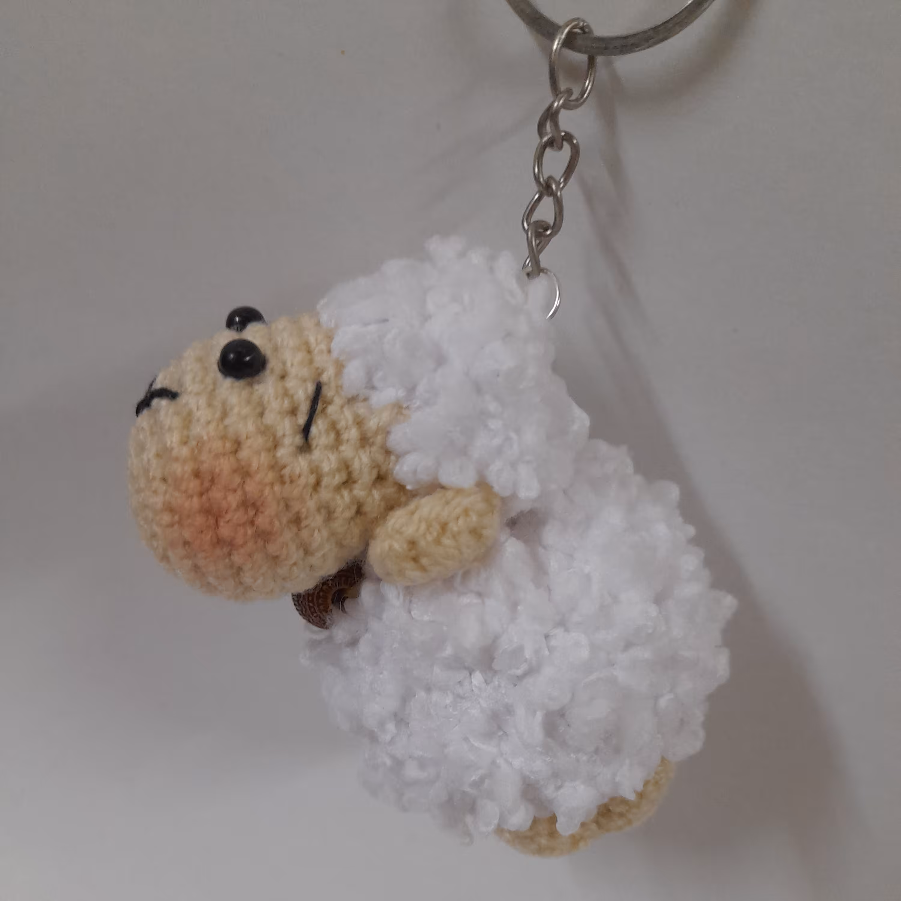 آویز کیف یاجاکلیدی بعبعی خیلی بامزه باکاموابره ای مرغوب