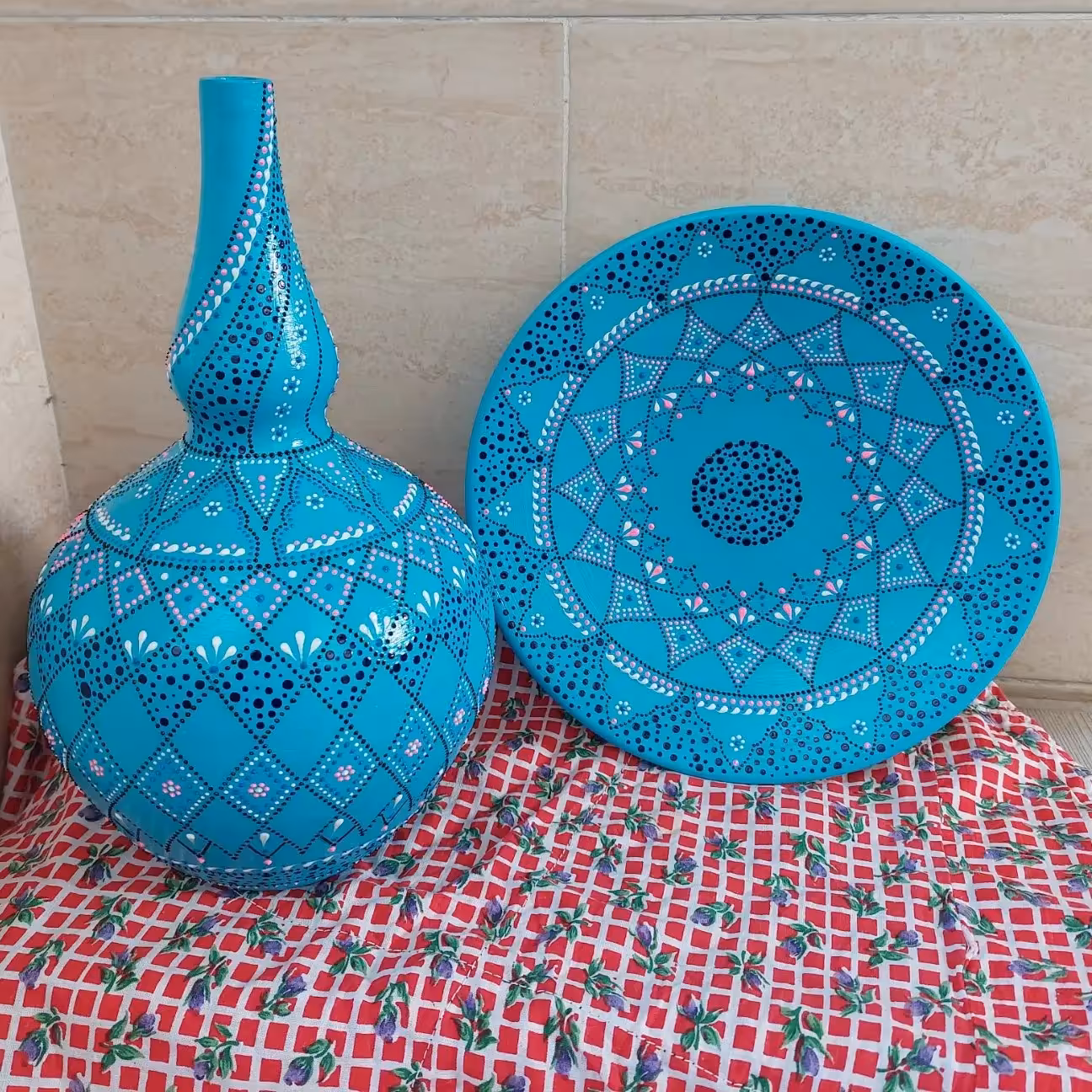 کوزه 30سانتی و بشقاب 25سانتی، هنر نقطه کوبی لوزی