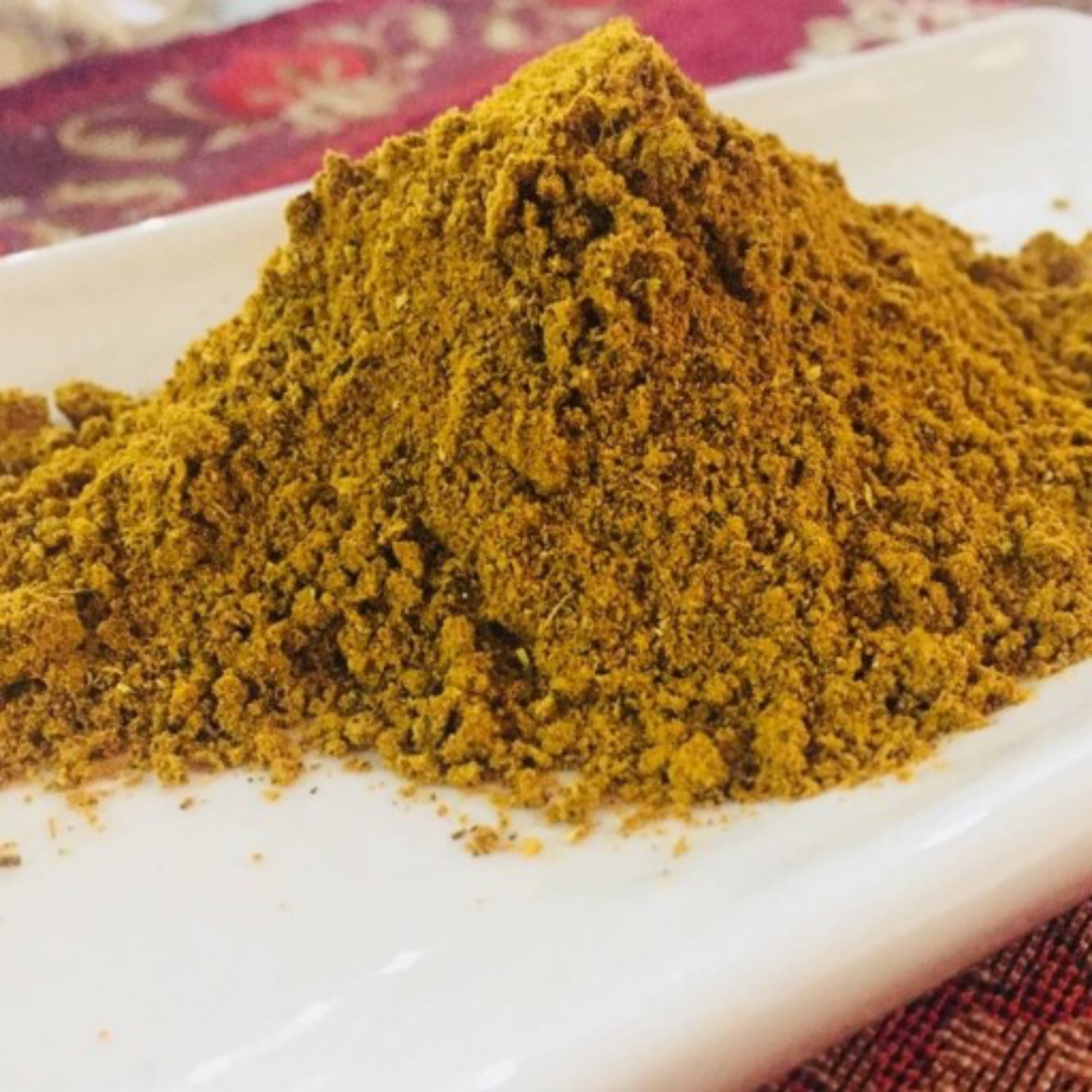 ادویه خورشتی زعفرانی 24قلم نیم کیلویی