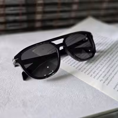 عینک آفتابی دیویدبکهام DB77010