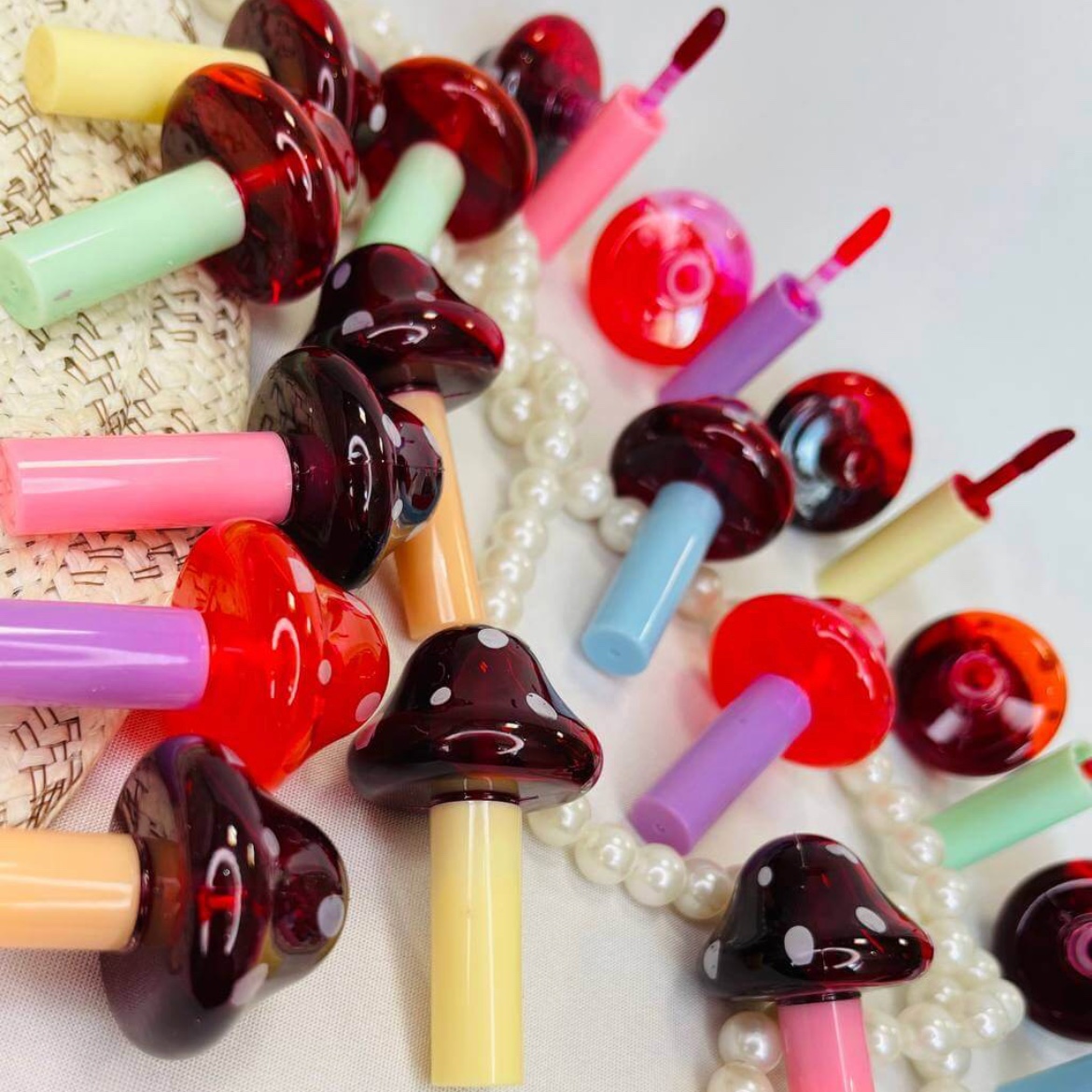 تینت لب قارچی رنگ سبز