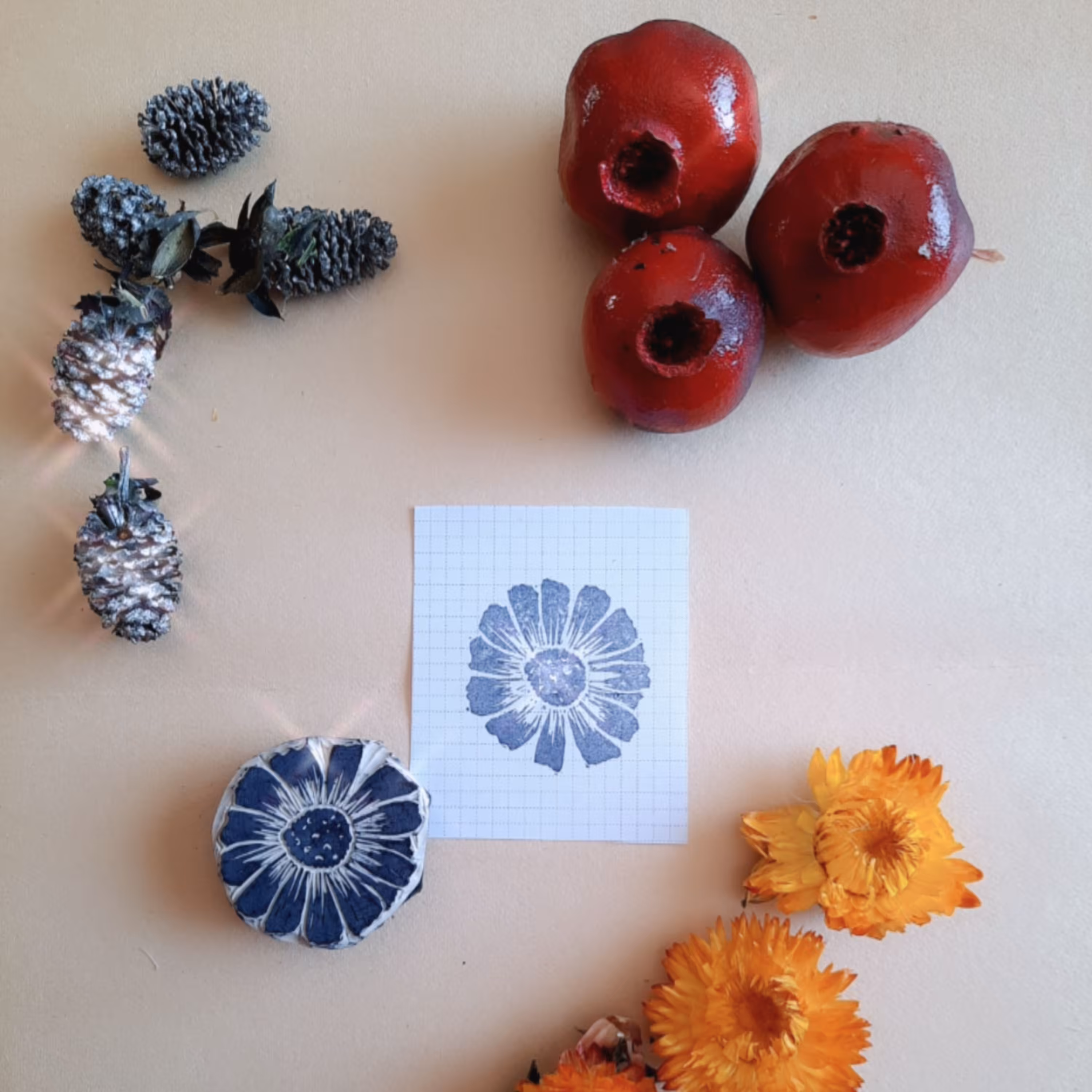 مهرگل بابونه..مهر لینو..مناسب برای چاپ پارچه و کاغذ..با پایه فوم فشرده