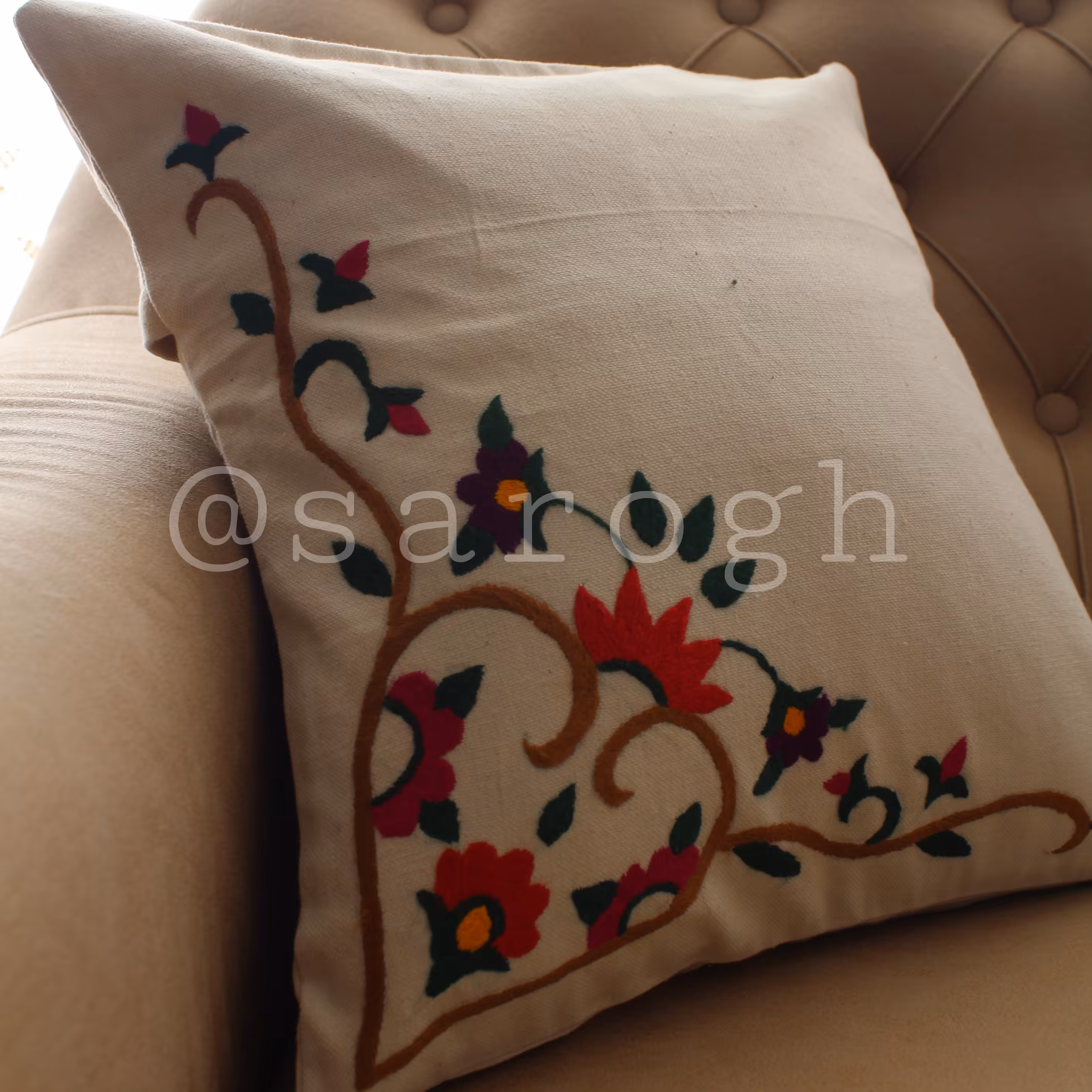 کوسن طرح حاشیه