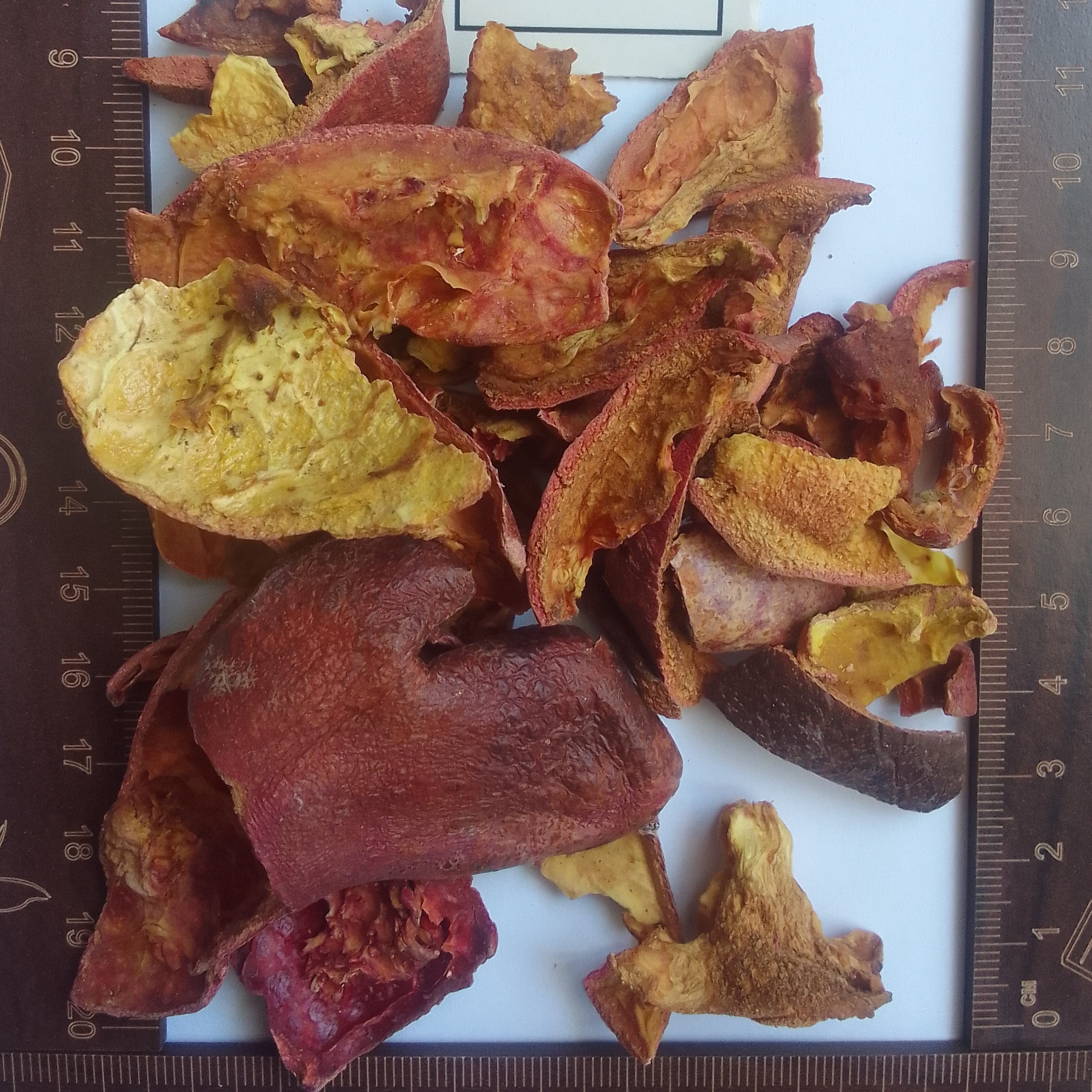  پوست انار خشک طبیعی درجه 1(خریداریم و فروشنده)-خواص خوراکی،مو،کود- ماسک و زیبایی و بهداشتی