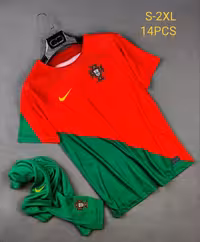 کیت اول تیم ملی پرتغال (پیراهن شورت) ورژن هواداری جام جهانی 2022 قطر