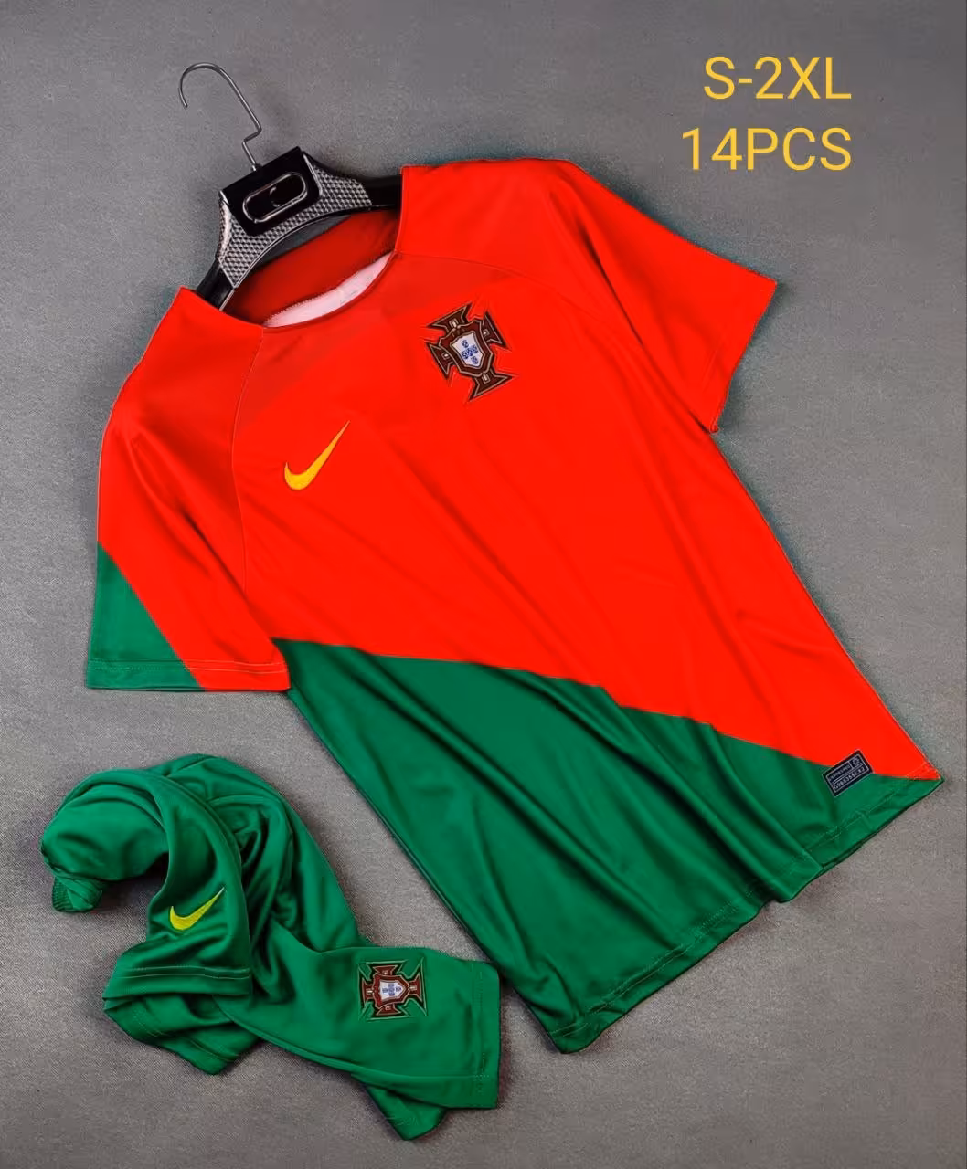 کیت اول تیم ملی پرتغال (پیراهن شورت) ورژن هواداری جام جهانی 2022 قطر