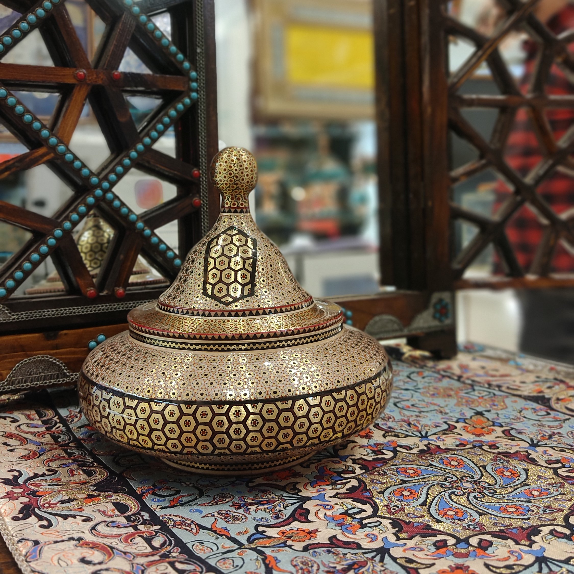 شکلات خوری تمام خاتم اعلا مدل بشقاب پرنده