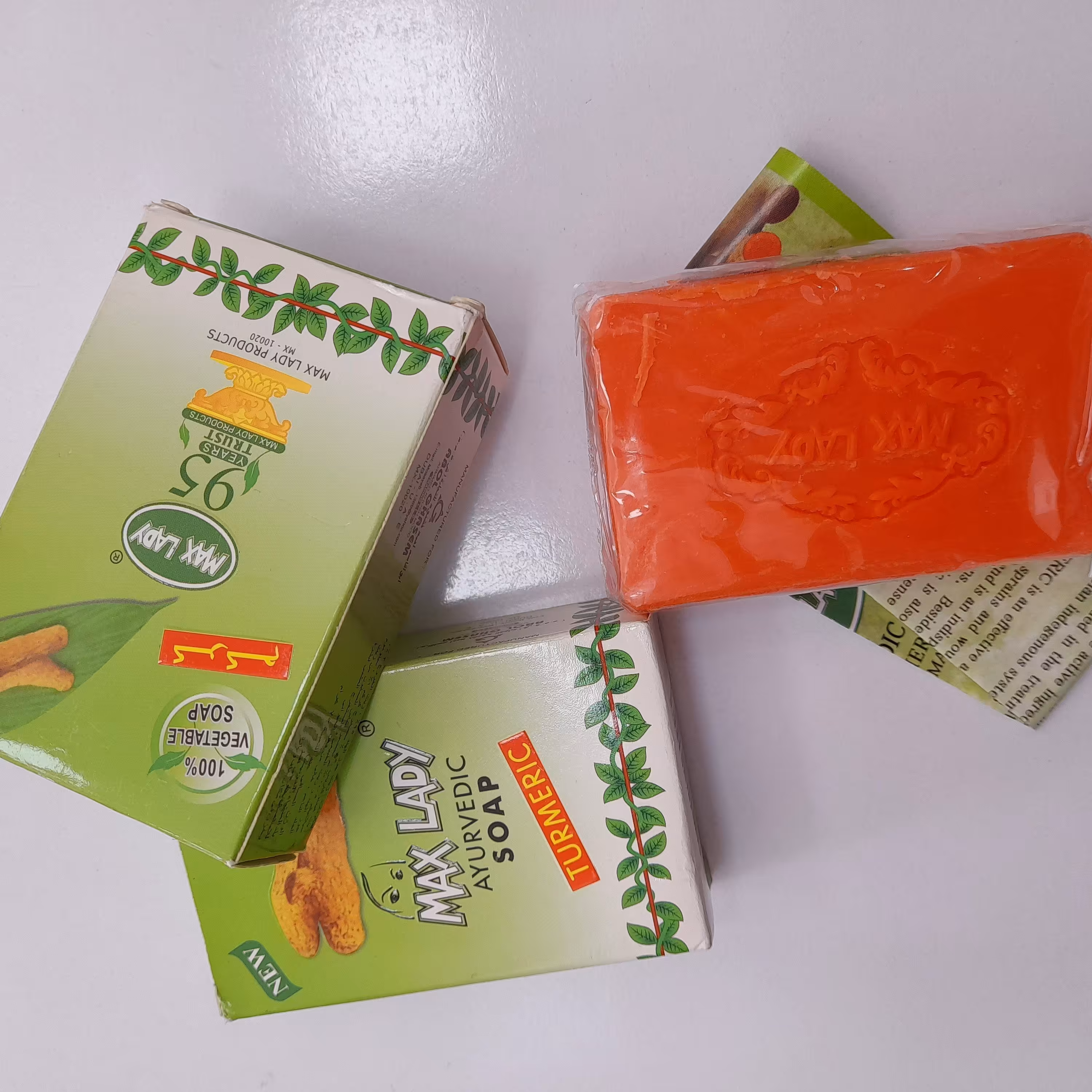 صابون زرد چوبه 