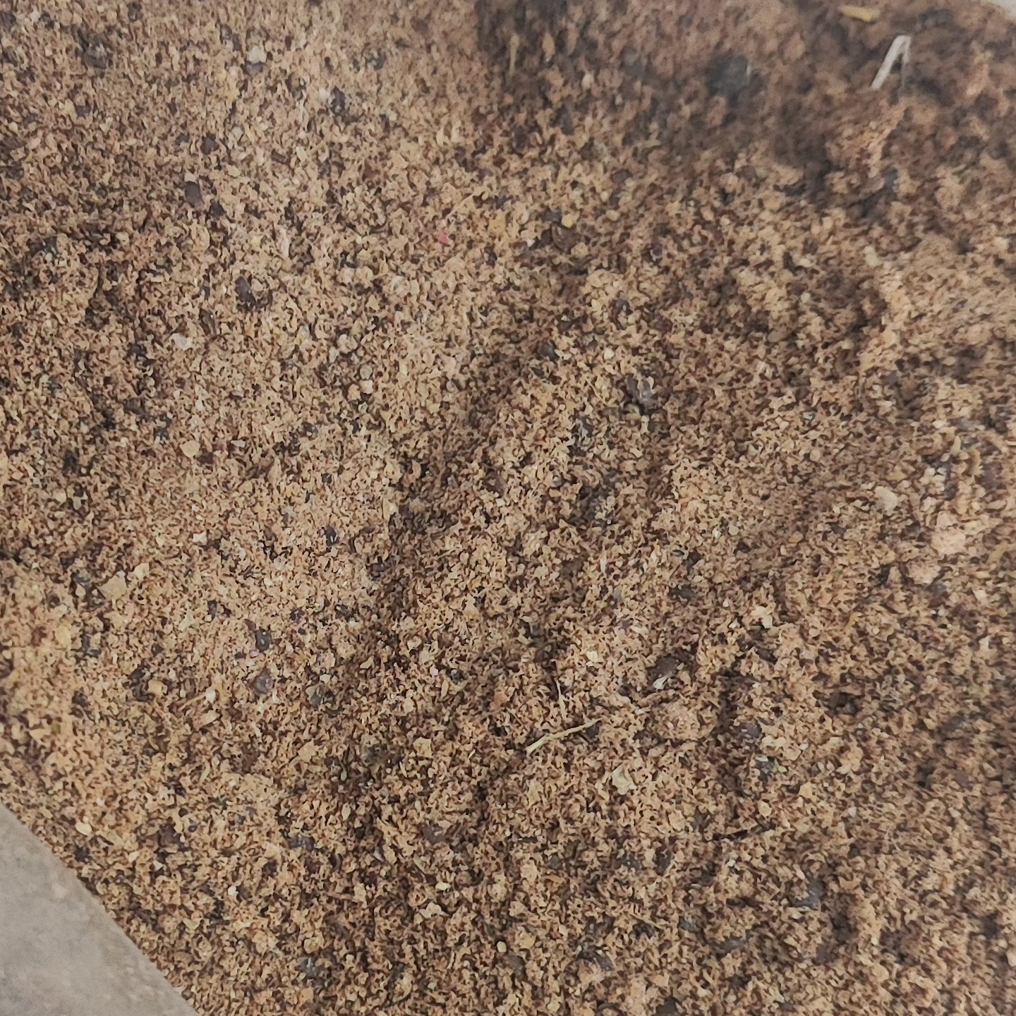 پودر سماق قهوه ای سردشت آسیاب خودمون تازه 200گرم