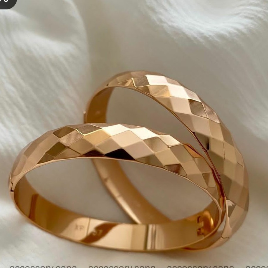 دستبند ساده و ترند