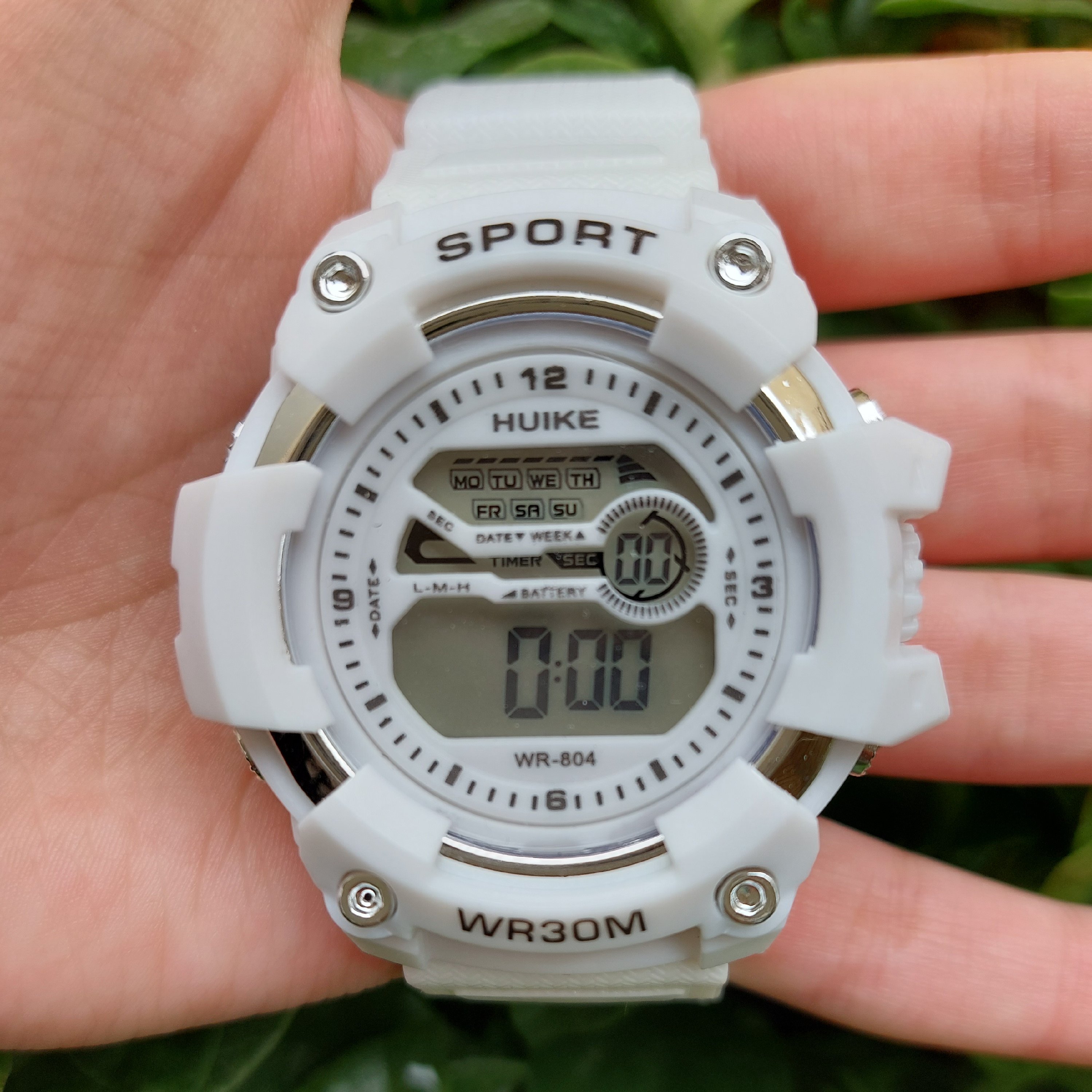 ساعت اسپرت سفید کرنومتردار  (طرح جیشاک) ساعت ویژن