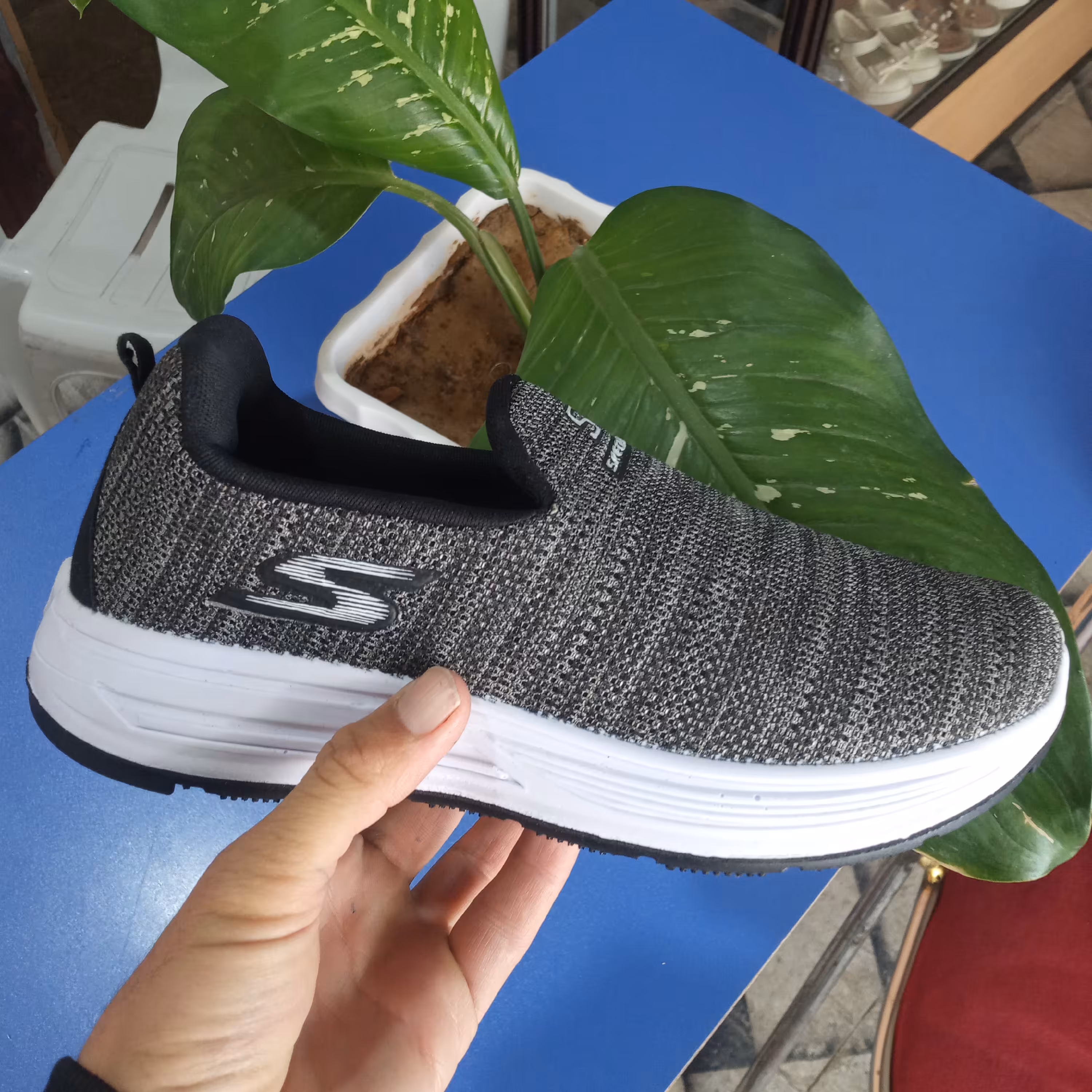 اسکیچرز مردانه