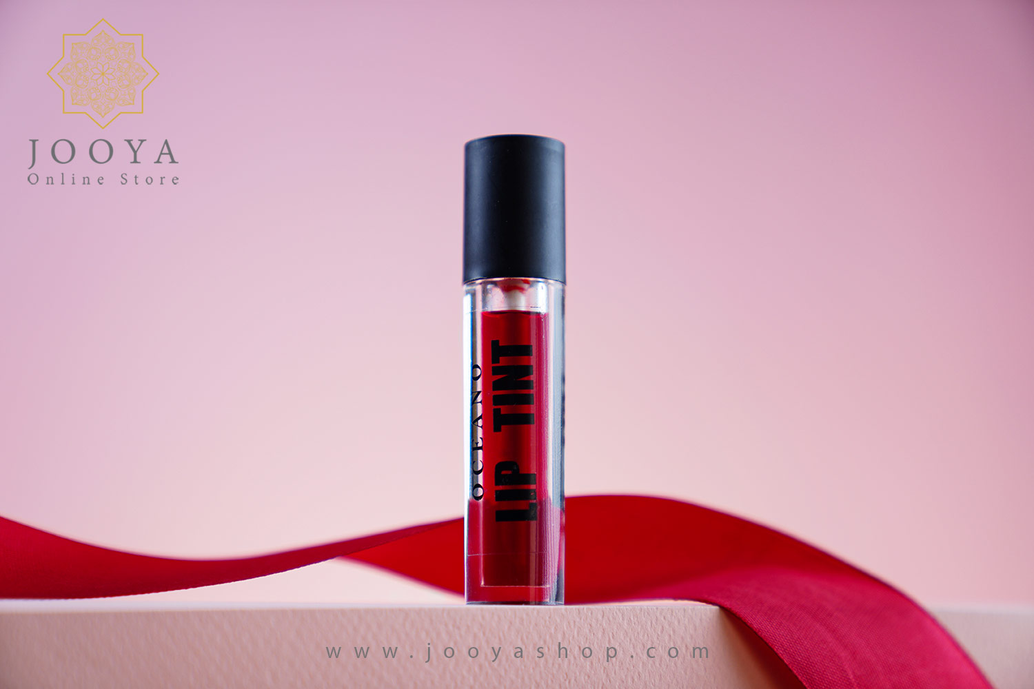 تینت لب قرمز وگان