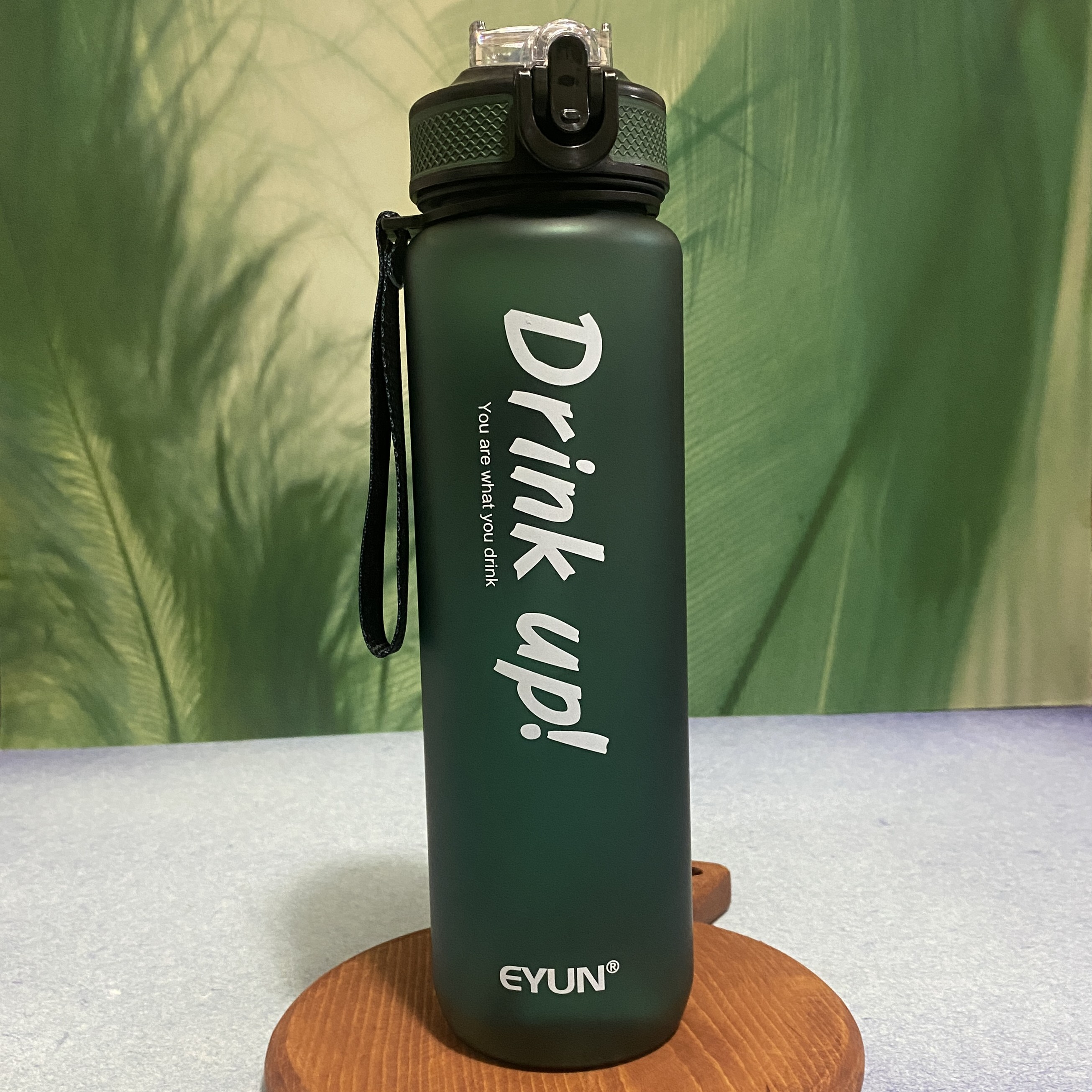 قمقمه مدل drink up گنجایش 1 لیتر رنگ سبز 