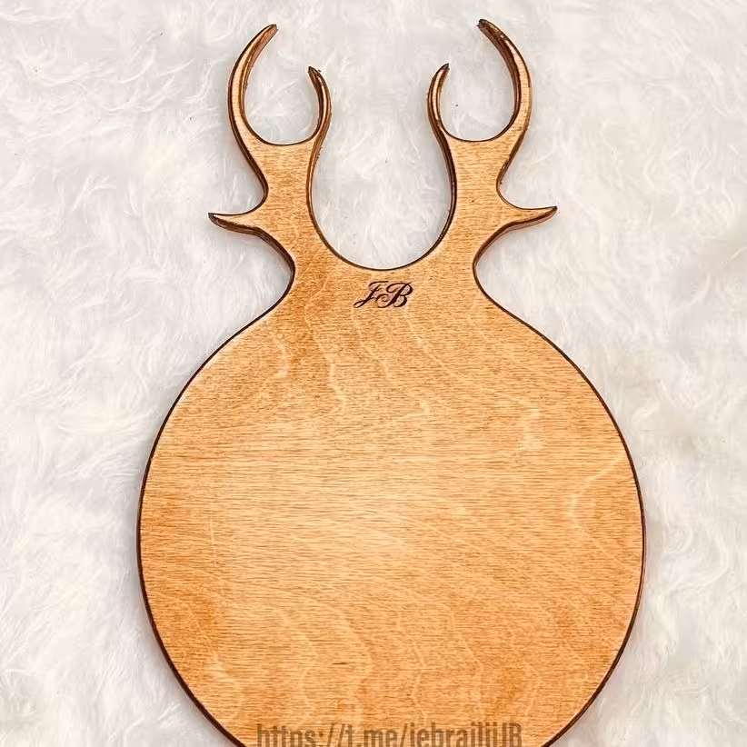 تخته سرو گرد گوزن بزرگ چوبی 