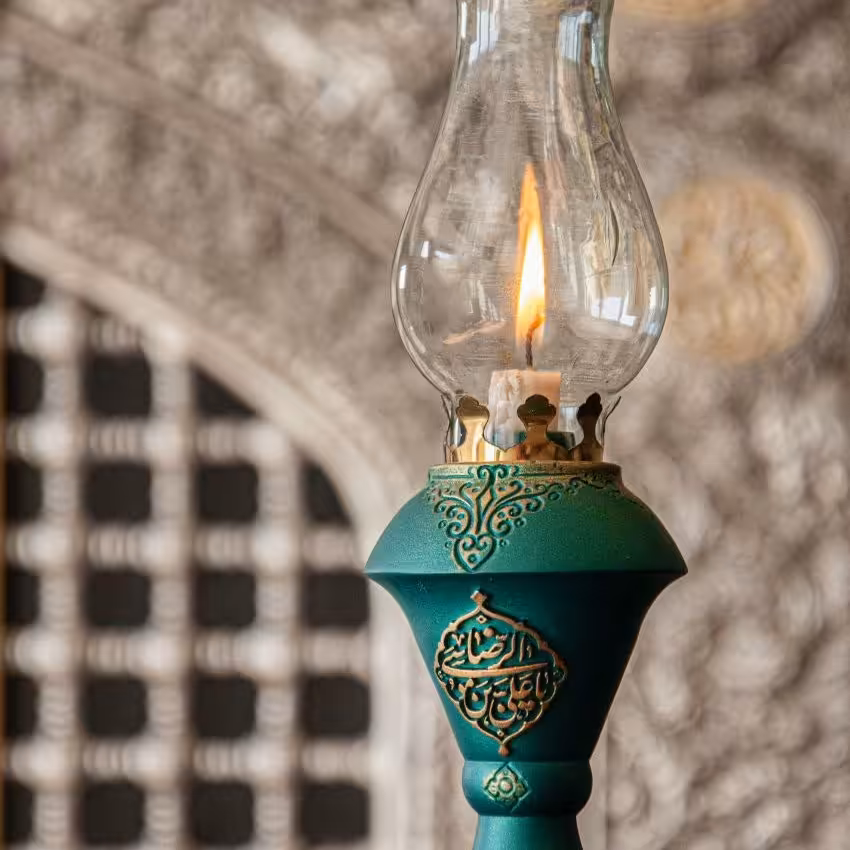 شمعدان رضوان  مزین به نام علی بن موسی الرضا       همراه با شمع