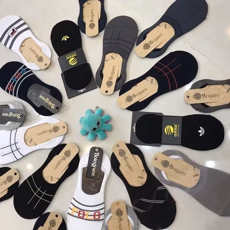 جوراب کالجی مردانه و زنانه در طرح و رنگ مختلف