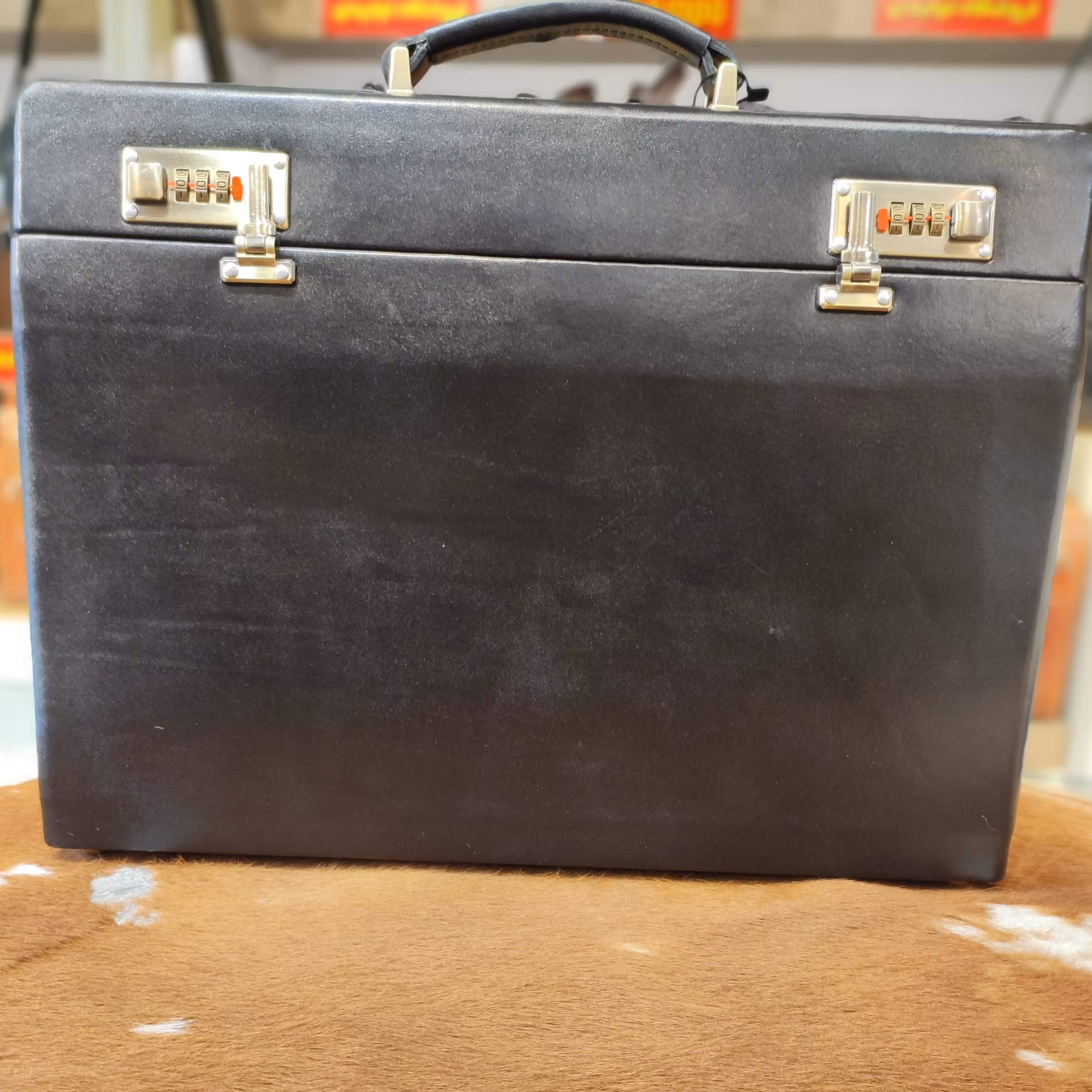 سامسونت تمام چرم