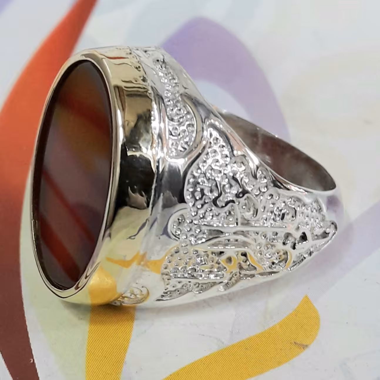 انگشتر نگین تخت