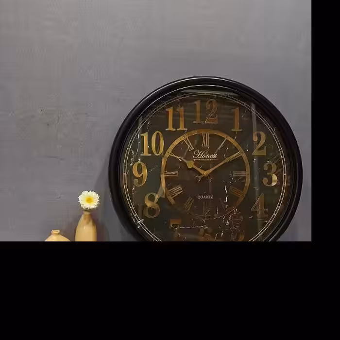 ساعت دیواری گرد  مشکی رنگ هانست  محصول کوارتز سایز 60  طراحی زیبا و شیک 