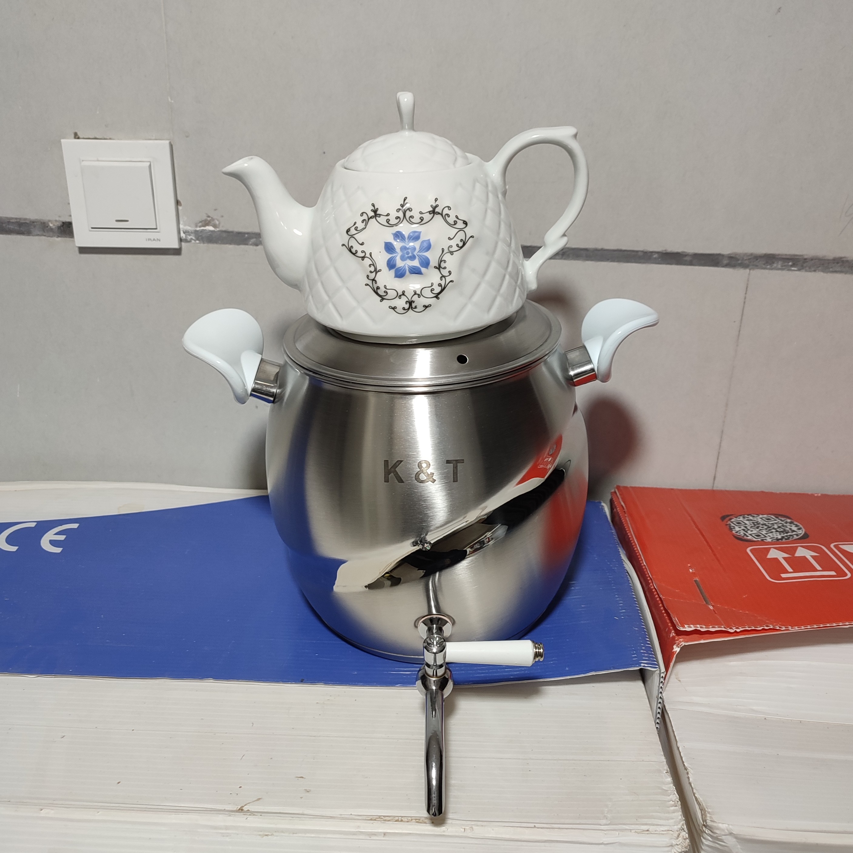 کتری و قوری K t باکیفیت عالی
