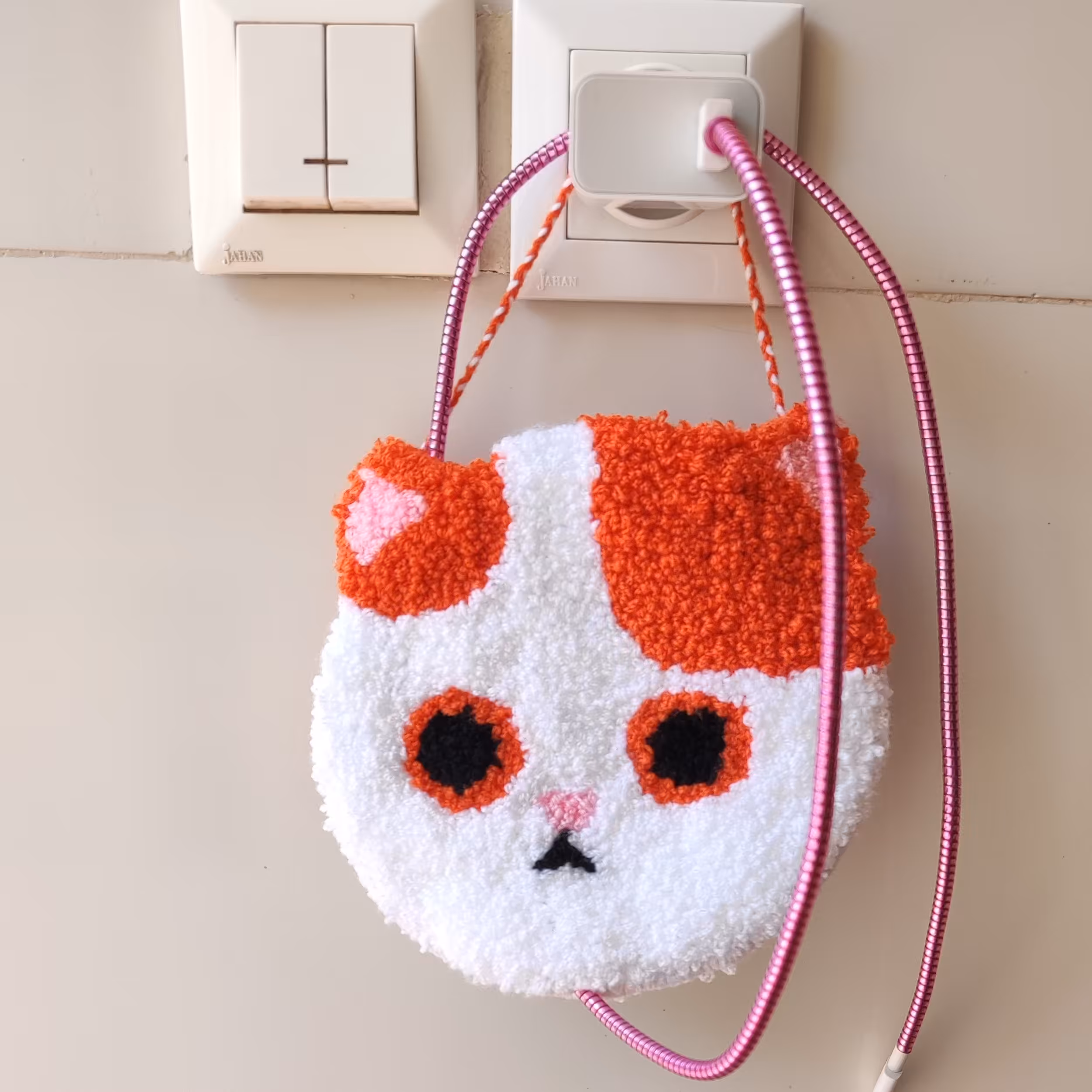 جا شارژری طرح گربه ، گونی بافی