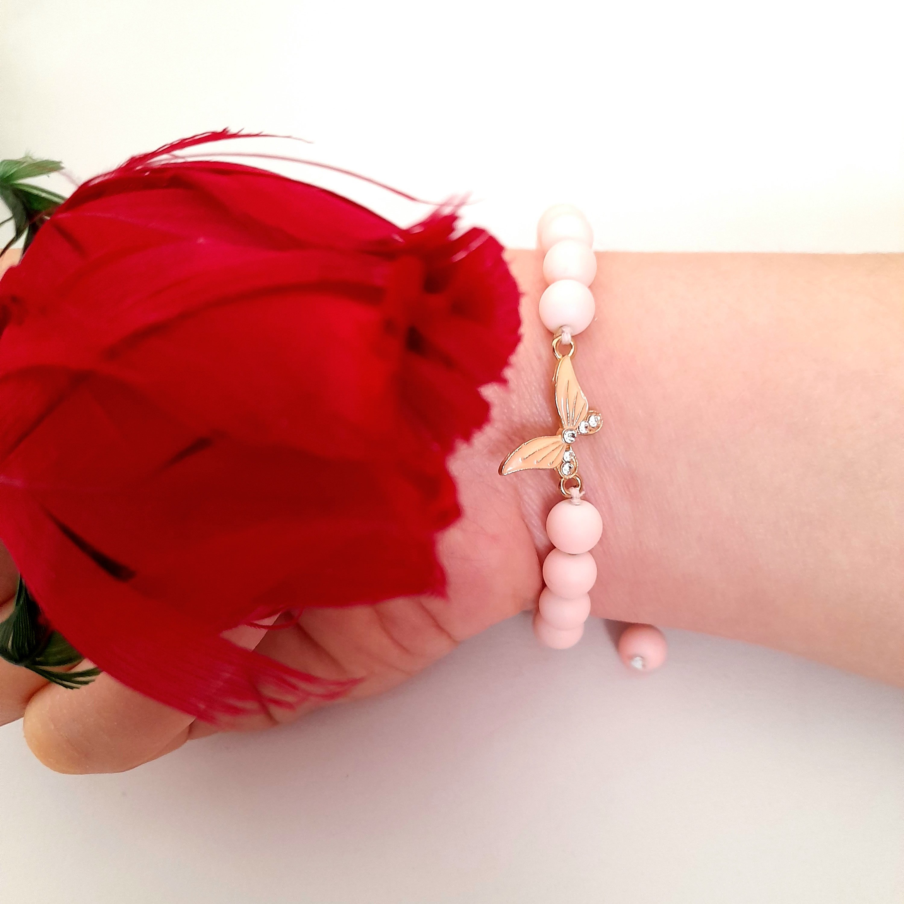 دستبند پروانه صورتی 