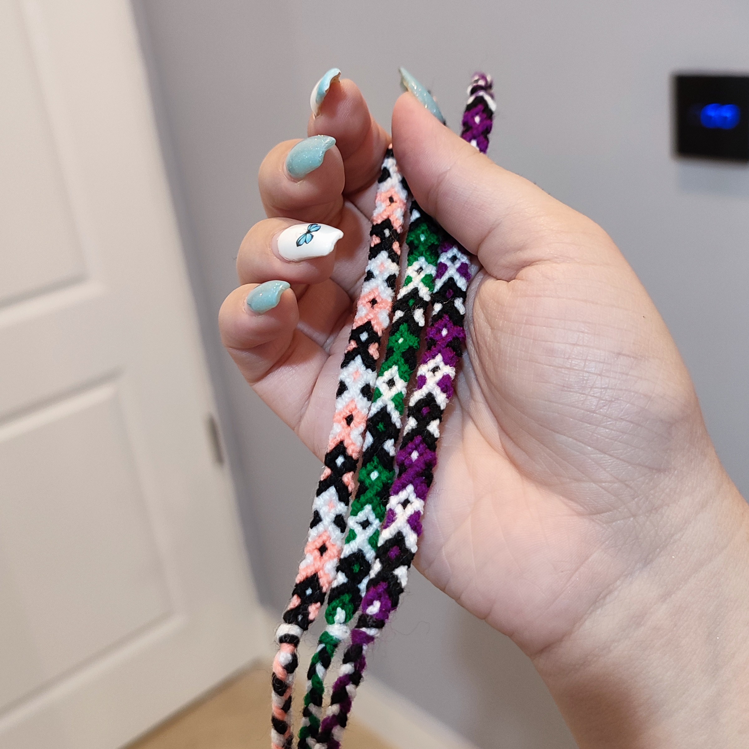 دستبند و پابند دوستی