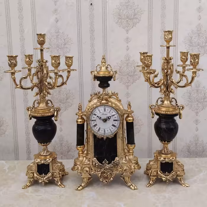 ساعت و شمعدان برنز مدل لانچینی فورتیک با سنگ سبز کلاسیک کد 414