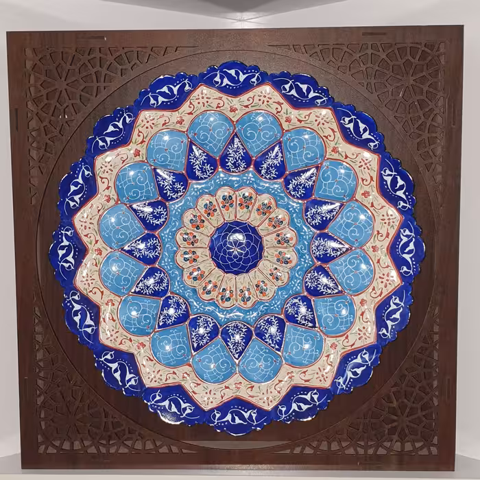 قاب بشقاب بزرگ 35 سانتی میناکاری با قاب مشبک 2