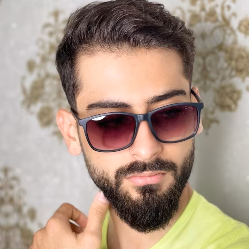 ارسال رایگان عینک مردانه QMA صاف مشکی سری جدید قبل سفارش موجودی گرفته شود