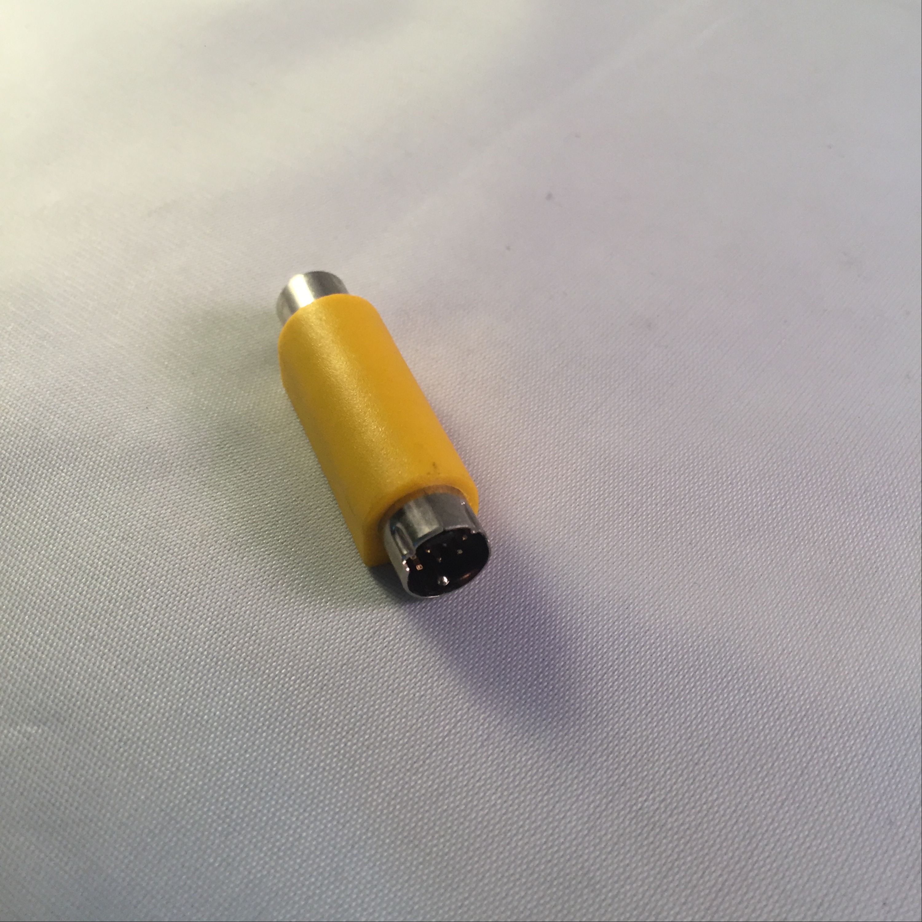 تبدیل S-VIDEO هفت پین به AV کمیاب (S-VIDEO 7 PIN TO RCA AV)