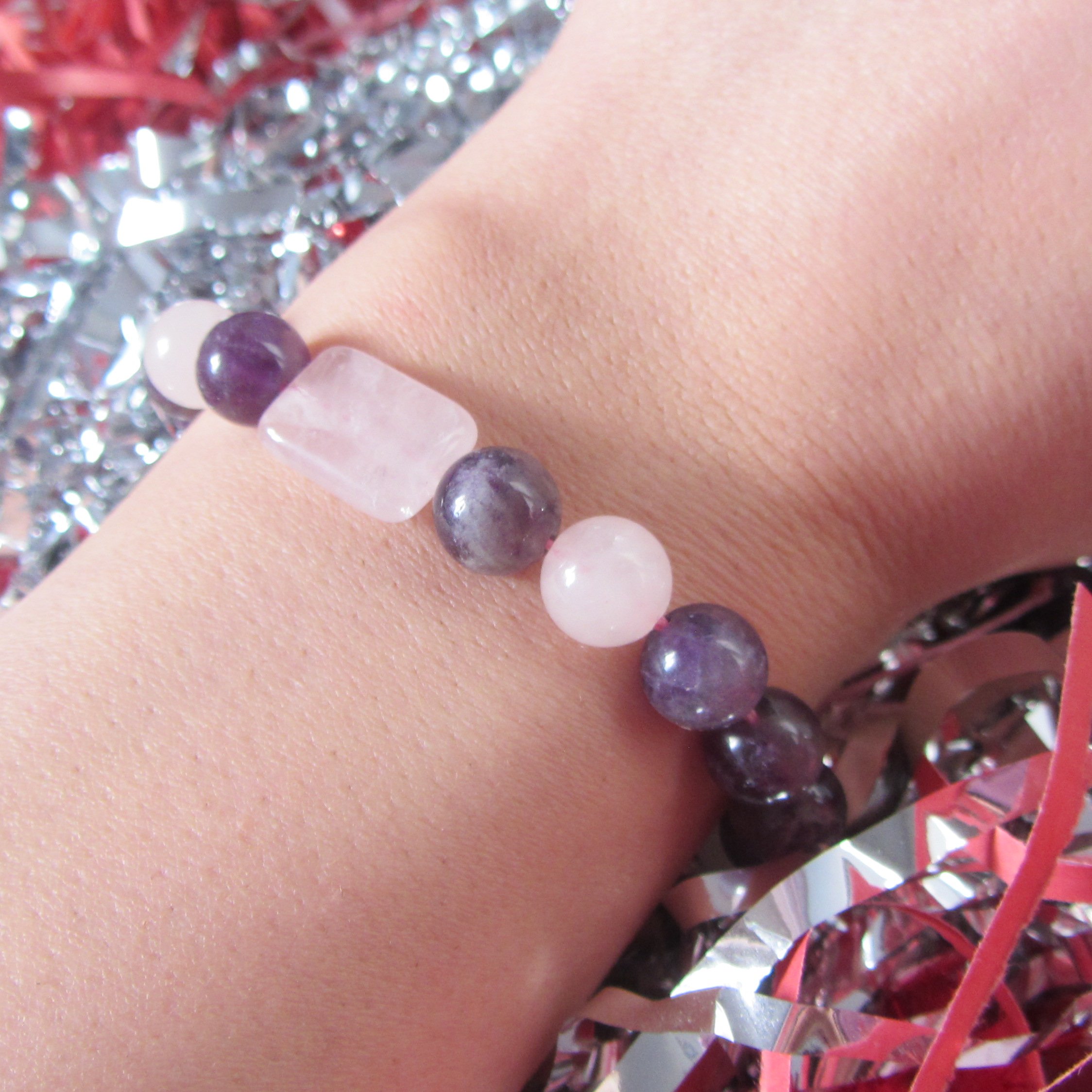 دستبند کشویی سنگ های طبیعی آمیتیست و رز کوارتز با قابلیت تغییر سایز