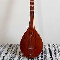 سه تار  با مهر اکبری 