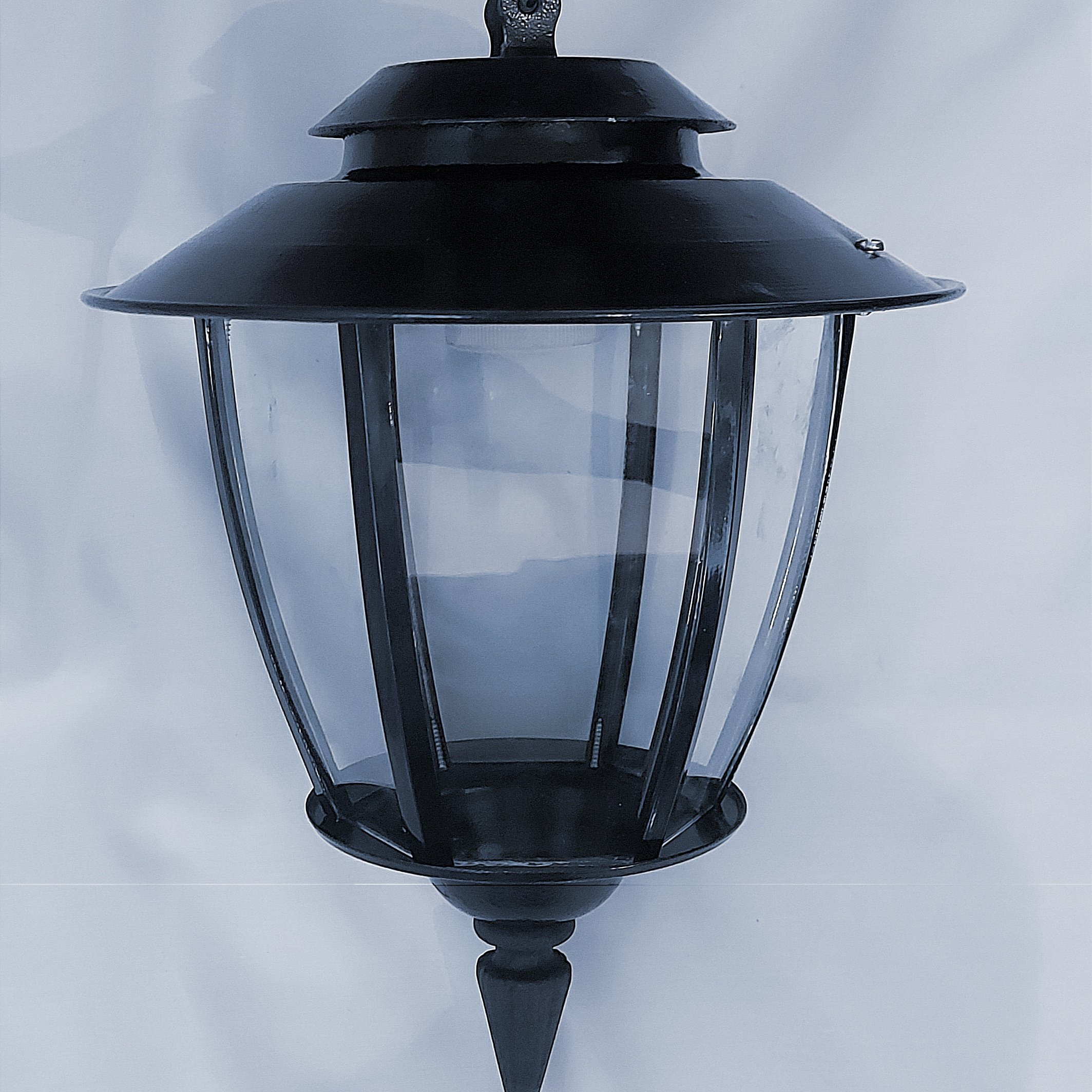 چراغ حیاطی آویز