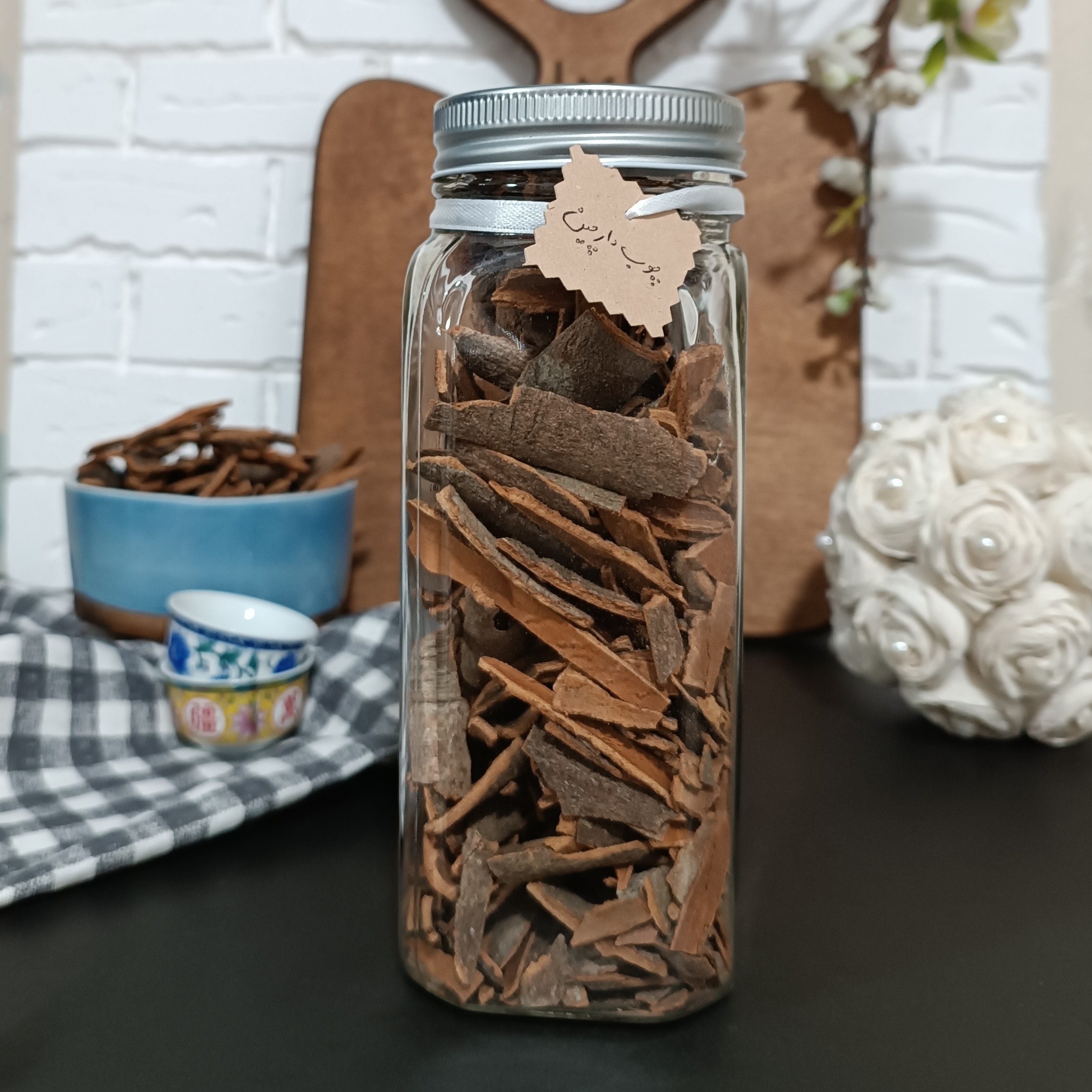 چوب دارچین اعلاء 150 گرمی ظرف شیشه ای 