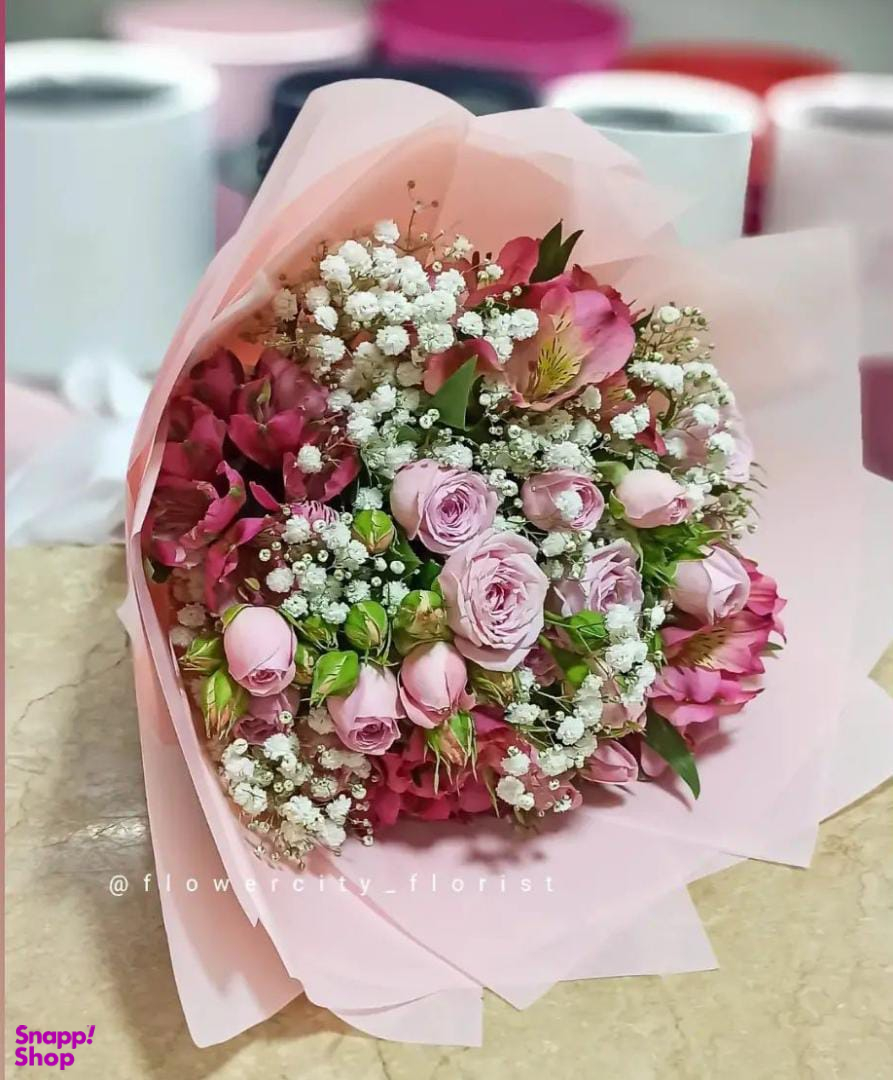 دسته گل طبیعی مدل ادیلیا