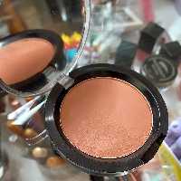 رژگونه کلوین