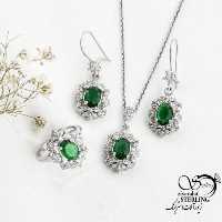 نیمست نقره نگین سبز (طرح زمرد) جواهری کد 17296