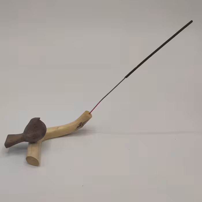 دکوری و جاعودی. شاخه و پرنده چوبی. 