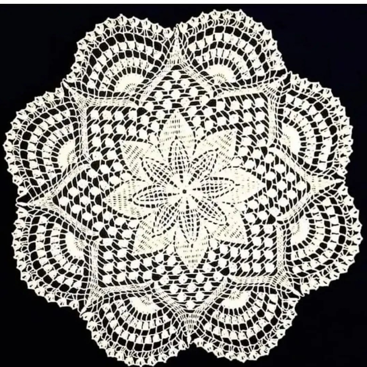 رومیزی قلاب بافی   96