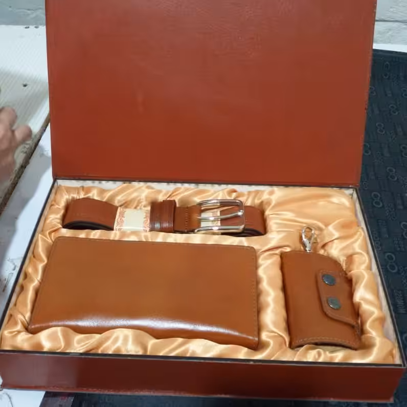 ست کیف و کمربندچرمی مدیریتی