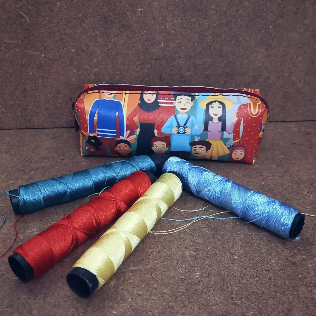 جامدادی مستطیل چرم مصنوعی دست دوز طرح فانتزی