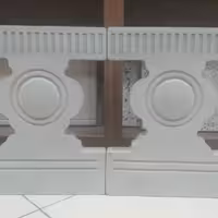 جدول دورباغچه پلیمری: طرح نرده‌ای؛ سایز: 35×45؛ رنگ: سفید، قرمز، خاکستری، کرم، مشکی، طوسی و سایر رنگ‌ها

