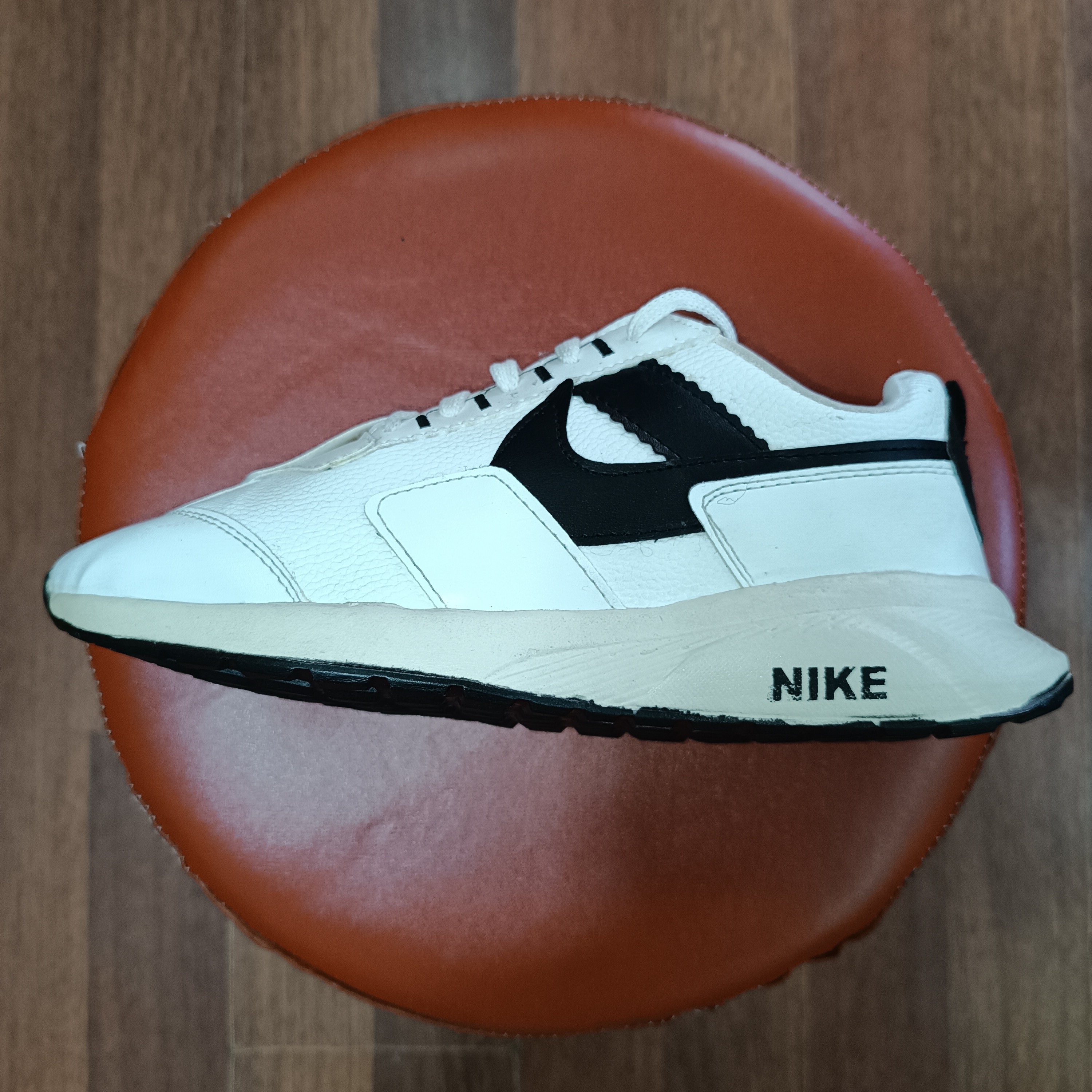  کتونی اسپرت نایک سفید کفش نایک nike