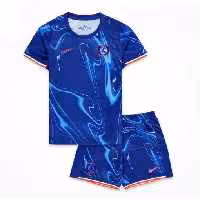 کیت اول بچه گانه چلسی 2025 ست پیراهن و شورت با لوگوی دوختی و تایلندی