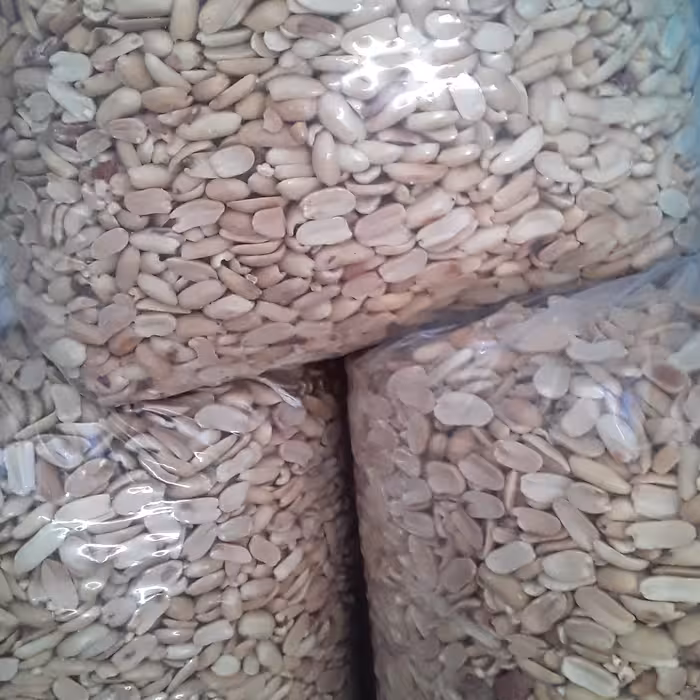 بادام زمینی بدون پوست بوداده بی نمک استانه اشرفیه یک کیلویی 