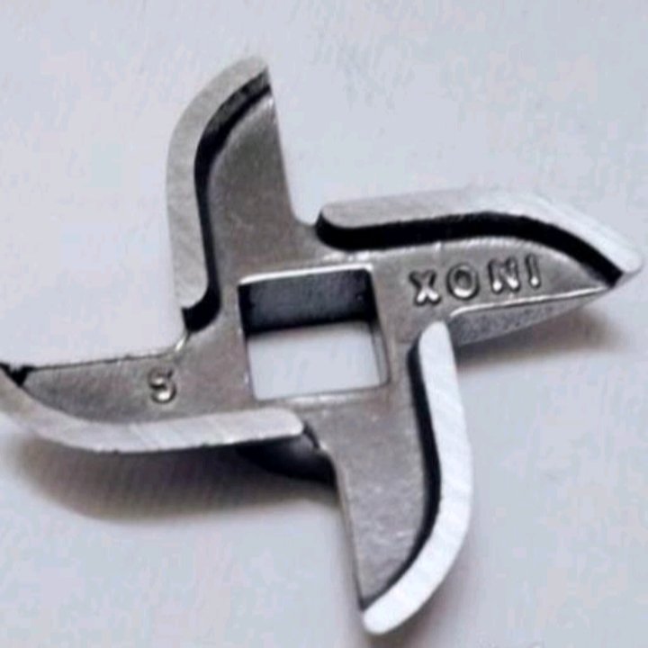 تیغه چرخ گوشت برند سالوادور سایز 5 قطر 46 میل طبق تصاویر و توضیحات 