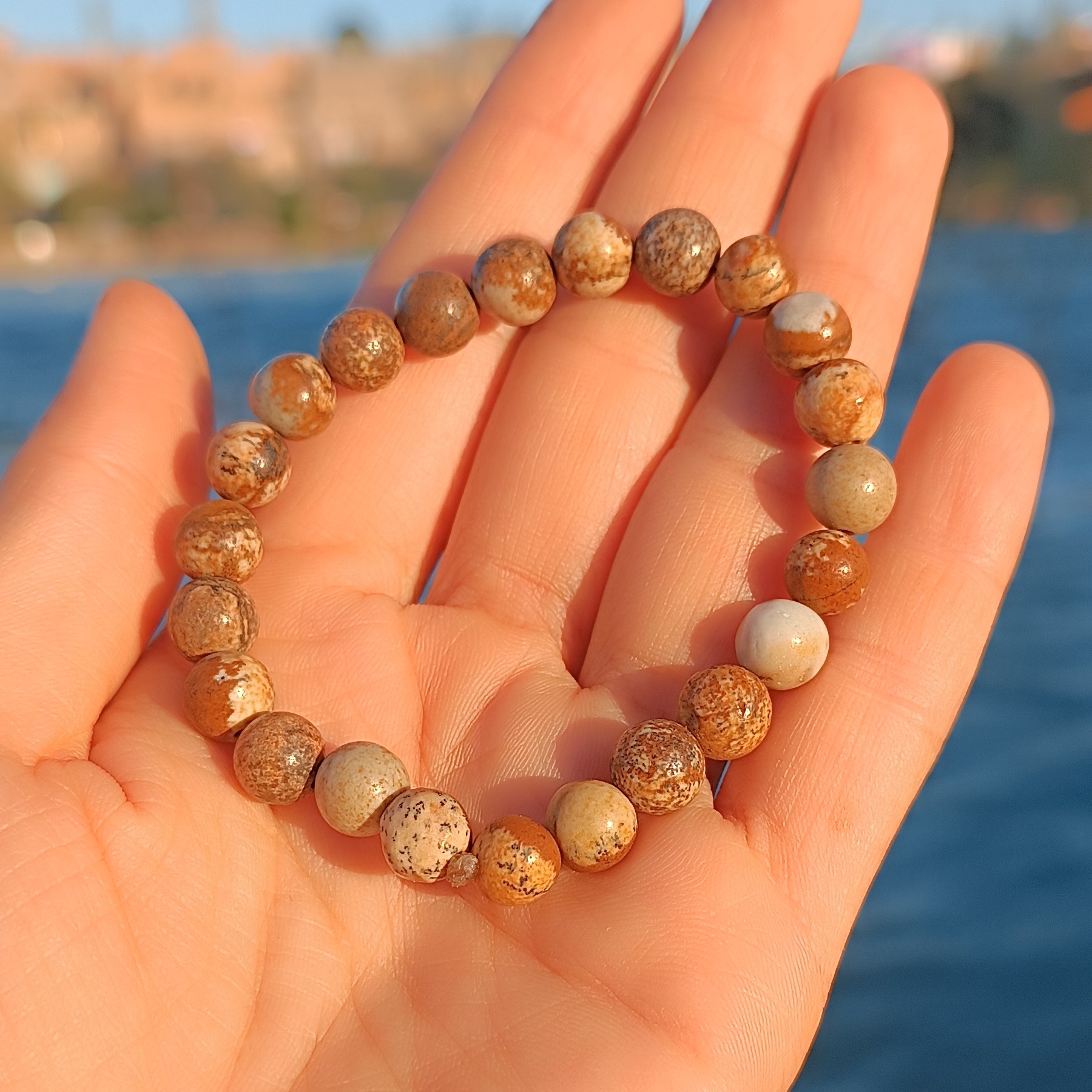 دستبند سنگ اصل جاسپر منظره با کیفیت درجه یک و گره کشویی قابل تنظیم و امکان تبدیل به بند کشی در صورت تمایل شما 