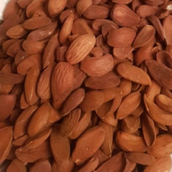 مغز بادام